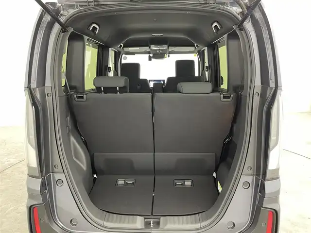 ホンダ Ｎ ＢＯＸ カスタム 群馬県 2023(令5)年 0.7万km メテオロイドグレーメタリック 純正９インチナビ　バックカメラ　アダプティブクルーズコントロール　片側パワースライドドア　ＬＥＤ　ＡＨＢ　シートヒーター　純正１４インチＡＷ　ステアリングリモコン　ＥＴＣ　スマートキー　禁煙車