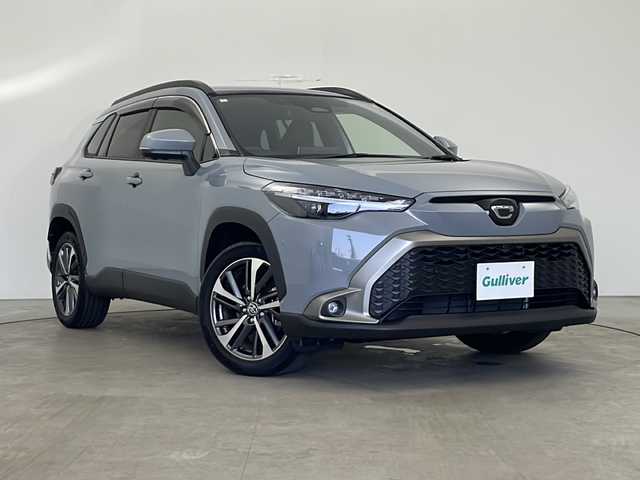 トヨタ カローラ クロス ハイブリッド Z 秋田県 2024(令6)年 0.7万km セメントグレーメタリック 4WD/純正ナビ(BT Miracast フルセグTV）/バックカメラ/アラウンドビューモニター/TOYOTAsafetySense/　・プリクラッシュセーフティ/　・レーダークルーズコントロール（全車速追従機能付き）/　・レーントレーシングアシスト/　・ロードサインアシスト/　・オートマチックハイビーム/　・ドライバー異常時対応システム/　・プロアクティブドライビングアシスト/　・パーキングサポートブレーキ（前後方静止物）/横滑り防止システム/パーキングアシスト/ETC/パノラマルーフ/パワーバックドア /D/N席シートヒーター/D/N席パワーシート/ステアリングヒーター /LEDヘッドライト/シーケンシャルウィンカー/フロントデアイサー/コーナーセンサー