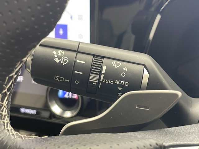 レクサス ＮＸ 350h Fスポーツ 宮城県 2021(令3)年 4.8万km ホワイトノーヴァガラスフレーク 純正ナビ(CD/DVD/BT/フルセグTV/Miracast)　/パノラマルーフ　/パワーバックドア/レーダークルーズコントロール　/全方位モニター　/レーンキーピングアシスト/プリクラッシュブレーキ/オートハイビーム　/オートライト/LEDライト/前後コーナーセンサー　/パワーシート　/シートヒーター　/エアシート/レザーシート/シートメモリー/ＥＴＣ２．０/デジタルインナーミラー/プッシュスタート/スマートキー/純正アルミホイール/サイドバイザー/前後ドライブレコーダー/純正フロアマット