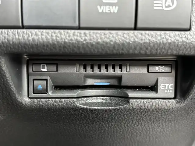 トヨタ ＲＡＶ４ G 愛知県 2021(令3)年 3.9万km ホワイトパールクリスタルシャイン ワンオーナー/純正ナビ　AM/FM/BT/Miracast/アダプティブクルーズコントロール/バックカメラ/アラウンドビューモニター/純正ラゲージソフトトレイ/純正トノカバー/電動リアゲート/前後ドライブレコーダー/ETCビルトイン/パワーシート/シートヒーター/ステアヒーター/レザーシート/前後コーナーセンサー/クリアランスソナー/USB入力端子/純正アルミホイール/純正フロアマット/ABS/横滑り防止装置/レーンキープアシスト/盗難防止装置/衝突被害軽減システム/オートマチックハイビーム/オートライト/パワーステアリング/パワーウィンドウ/電動格納式ミラー/スマートキー/スペアキー/ブレーキホールド/RCTA機能