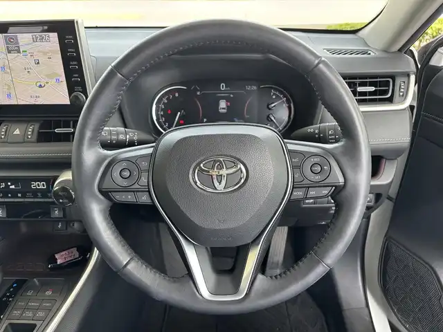 トヨタ ＲＡＶ４ G 愛知県 2021(令3)年 3.9万km ホワイトパールクリスタルシャイン ワンオーナー/純正ナビ　AM/FM/BT/Miracast/アダプティブクルーズコントロール/バックカメラ/アラウンドビューモニター/純正ラゲージソフトトレイ/純正トノカバー/電動リアゲート/前後ドライブレコーダー/ETCビルトイン/パワーシート/シートヒーター/ステアヒーター/レザーシート/前後コーナーセンサー/クリアランスソナー/USB入力端子/純正アルミホイール/純正フロアマット/ABS/横滑り防止装置/レーンキープアシスト/盗難防止装置/衝突被害軽減システム/オートマチックハイビーム/オートライト/パワーステアリング/パワーウィンドウ/電動格納式ミラー/スマートキー/スペアキー/ブレーキホールド/RCTA機能
