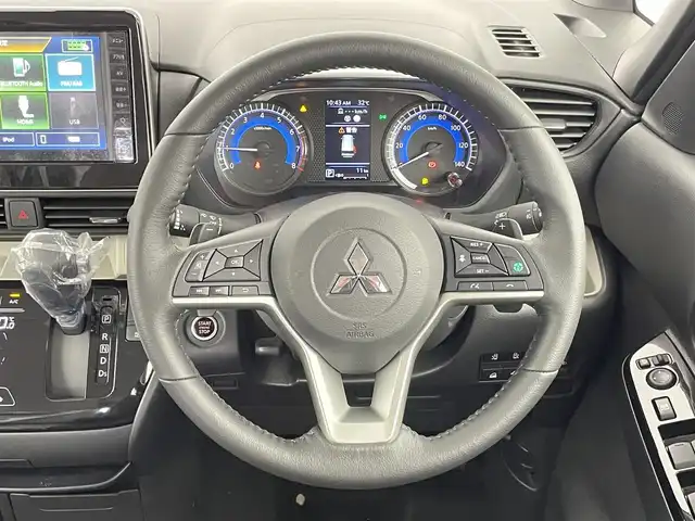 三菱 デリカミニ T プレミアム 千葉県 2025(令7)年 0.1千km 緑Ⅱ 届出済未使用車/純正９インチディスプレイオーディオ/・Bluetooth/Apple Car Play/Android Auto/・全方位カメラ/デジタルインナーミラー/両側パワースライドドア/・モーションセンサー付/アダプティブクルーズコントロール/・衝突被害軽減ブレーキ/・レーンキープアシスト/・車線逸脱警報/・前後ソナーセンサー/・前後コーナーセンサー/・ダウンヒルアシスト/ステアリングリモコン/シートヒーター/・ステアリングヒーター/パドルシフト/純正アルミホイール/スマートキー/取説・保証書