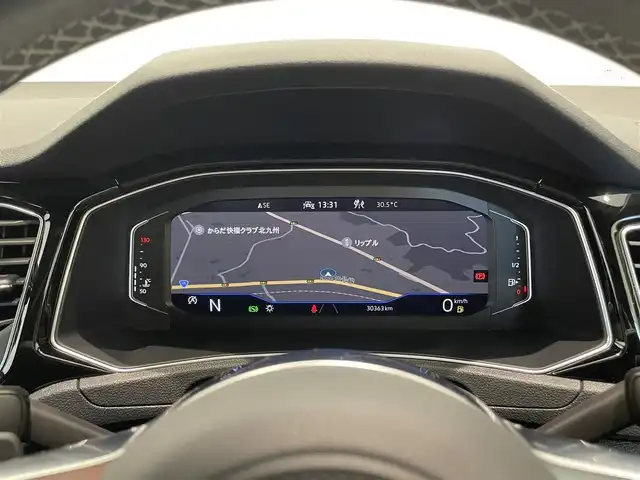 フォルクスワーゲン ＶＷ Ｔ－ロック TDI ブラックスタイル 福岡県 2022(令4)年 3.1万km 白 純正ナビ　/バックカメラ　/デジタルメータークラスター　/ＡＣＣ　/ＢＳＭ　/レーンキープ　/ＡｐｐｌｅＣａｒＰｌａｙ／Ａｎｄｒｏｉｄ　Ａｕｔｏ　/パワーバックドア　/スマートキー　/ＬＥＤライト　/専用１８インチＡＷ