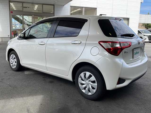 トヨタ ヴィッツ F セーフティーエディションⅢ 京都府 2019(令1)年 5.8万km ホワイトパールクリスタルシャイン 純正ナビ　/Ｂｌｕｅｔｏｏｔｈ接続　/フルセグＴＶ/バックカメラ　/禁煙車　/レーンキープアシスト　/衝突被害軽減システム　/電格ミラー/ウィンカーミラー　　/ドアバイザー　/フォグランプ　/ＬＥＤヘッドライト/オートマチックハイビーム/ワンオーナー/プッシュスタート