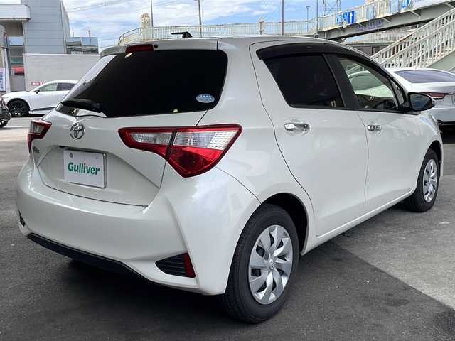 トヨタ ヴィッツ F セーフティーエディションⅢ 京都府 2019(令1)年 5.8万km ホワイトパールクリスタルシャイン 純正ナビ　/Ｂｌｕｅｔｏｏｔｈ接続　/フルセグＴＶ/バックカメラ　/禁煙車　/レーンキープアシスト　/衝突被害軽減システム　/電格ミラー/ウィンカーミラー　　/ドアバイザー　/フォグランプ　/ＬＥＤヘッドライト/オートマチックハイビーム/ワンオーナー/プッシュスタート