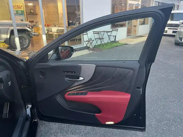 レクサス ＬＳ 500 Fスポーツ 山口県 2024(令6)年 1.2万km グラファイトブラックガラスフレーク 法人ワンオーナー/12.3inディスプレイオーディオプラス/ナビ・TV・BT・HDMI・USB/TVキット/パノラミックビューカメラ/ムーンルーフ/オレンジブレーキキャリパー/革/ウルトラスエードコンビスポーツシート/前席パワーシート/前席シートベンチレーション/全席シートヒーター/ハンズフリーパワートランクリッド/セーフティシステムプラス/レクサスチームメイト/デジタルインナーミラー