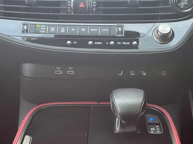 レクサス ＬＳ 500 Fスポーツ 山口県 2024(令6)年 1.2万km グラファイトブラックガラスフレーク 法人ワンオーナー/12.3inディスプレイオーディオプラス/ナビ・TV・BT・HDMI・USB/TVキット/パノラミックビューカメラ/ムーンルーフ/オレンジブレーキキャリパー/革/ウルトラスエードコンビスポーツシート/前席パワーシート/前席シートベンチレーション/全席シートヒーター/ハンズフリーパワートランクリッド/セーフティシステムプラス/レクサスチームメイト/デジタルインナーミラー