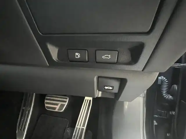 レクサス ＬＳ 500 Fスポーツ 山口県 2024(令6)年 1.2万km グラファイトブラックガラスフレーク 法人ワンオーナー/12.3inディスプレイオーディオプラス/ナビ・TV・BT・HDMI・USB/TVキット/パノラミックビューカメラ/ムーンルーフ/オレンジブレーキキャリパー/革/ウルトラスエードコンビスポーツシート/前席パワーシート/前席シートベンチレーション/全席シートヒーター/ハンズフリーパワートランクリッド/セーフティシステムプラス/レクサスチームメイト/デジタルインナーミラー