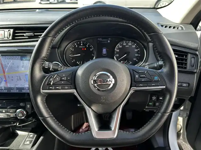 日産 エクストレイル 20Xi 道北・旭川 2020(令2)年 1.6万km ブリリアントホワイトパール ワンオーナー/アルパイン10インチナビ/アラウンドビューモニター/フルセグTV/プロパイロット/クルーズコントロール/インテリジェントルームミラー/パワーバックドア/ドライブレコーダー/全席シートヒーター/コーナーセンサー/ETC