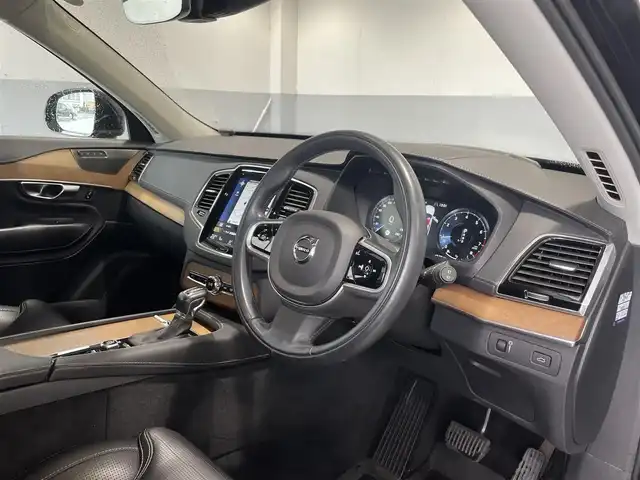ボルボ ＸＣ９０ T6 AWD インスクリプション 静岡県 2019(令1)年 4.2万km オニキスブラックP 純正HDDナビ/・Bluetooth/・Apple Carplay /Android　Auto/ETＣ/360°カメラシステム/パークアシストパイロット/アダプティブクルーズコントロール/パイロットアシスト/ブラインドスポット/衝突軽減ブレーキ/Harman/Kardonサウンドシステム/黒革シート/・前席シートヒーター/・前席エアシート/・メモリー機能付きパワーシート/純正前後ドライブレコーダー/パワーバックドア