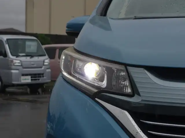 ホンダ フリード ハイブリット G ホンダセンシング 山形県 2017(平29)年 7万km ブルーホライゾンM 4WD/ホンダセンシング/純正フリップダウンモニター/純正SDナビ/　　【CD DVD BT フルセグ USB AUX】/両側パワースライドドア/レーダークルーズコントロール/LEDオートヘッドライト/ハーフレザーシート/シートヒーター/純正15インチアルミホイール/ドライブレコーダー/アイドリングストップ/ステアリングスイッチ/電動格納ウィンカーミラー/純正フロアマット/ドアバイザ―/スマートキー/ETC