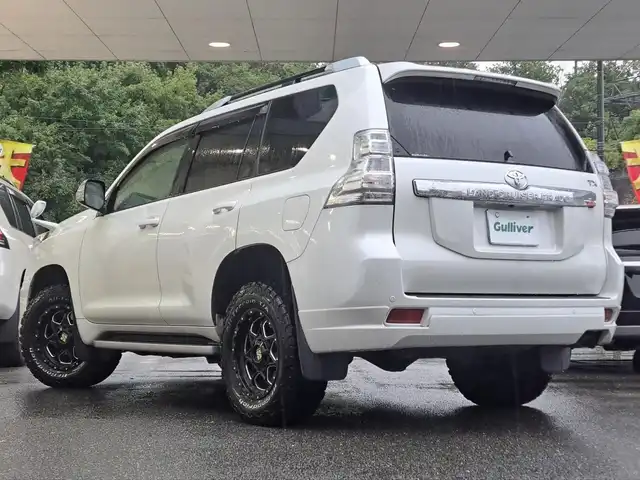 トヨタ ランドクルーザー プラド TX Lパッケージ・G－フロンティア 大阪府 2016(平28)年 8.9万km ホワイトパールクリスタルシャイン /禁煙車//ワンオーナー//MODELLISTAエアロ（フロント・リア）//サンルーフ/ルーフレール//LEDヘッドライト//ディーラー純正SDナビ/NSZT-W66T//Bluetooth/CD/DVD/SD/フルTV//バックカメラ//クルーズコントロール//前後コーナーセンサー//ビルトインETC//社外17インチアルミホイール/XTREME-J//茶革シート//前席パワーシート/シートヒーター//純正フロアマット//取説・保証書