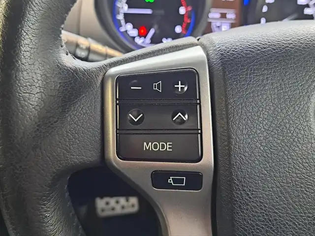 トヨタ ランドクルーザー プラド TX Lパッケージ・G－フロンティア 大阪府 2016(平28)年 8.9万km ホワイトパールクリスタルシャイン /禁煙車//ワンオーナー//MODELLISTAエアロ（フロント・リア）//サンルーフ/ルーフレール//LEDヘッドライト//ディーラー純正SDナビ/NSZT-W66T//Bluetooth/CD/DVD/SD/フルTV//バックカメラ//クルーズコントロール//前後コーナーセンサー//ビルトインETC//社外17インチアルミホイール/XTREME-J//茶革シート//前席パワーシート/シートヒーター//純正フロアマット//取説・保証書