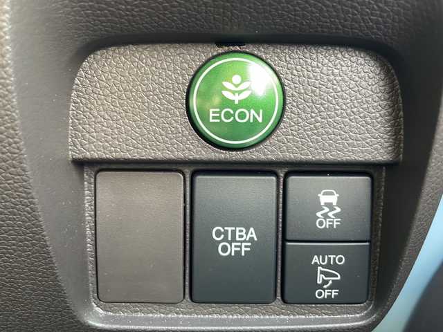 ホンダ Ｎ ＯＮＥ 山口県 2019(平31)年 6.7万km サーフブルー ワンオーナー/スマートキー×2/純正ナビ【VXM-184Ci】/バックカメラ/D席/N席シートヒーター/あんしんパッケージ/・シティブレーキアクティブシステム/（低速域衝突軽減ブレーキ＋誤発進抑制機能）/・前席用i-サイドエアバッグシステム/・サイドカーテンエアバッグシステム/（前席/後席対応）/オートライト/純正フロマット/ビルトインETC/保証書/取扱説明書