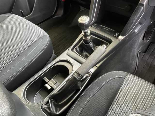 スバル フォレスター 2．0i－L 新潟県 2017(平29)年 1.6万km クリスタルホワイトP 6速マニュアルミッション/４WD/SSR製１７インチアルミホイール/クルーズコントロール/ステアリング連動ヘッドランプ/SI-DRIVE/横滑り防止装置/純正ナビ/フルセグTV/ステアリングスイッチ/ETC/オートエアコン/パワーシート(前席)/シートヒーター(前席・後席左右)/オートライト/LEDヘッドランプ/フロント・リヤフォグランプ/純正アルミホイール積み込み有