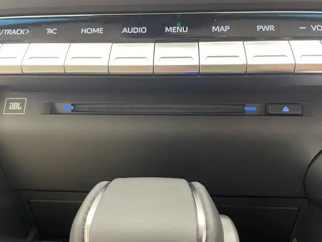 トヨタ ランドクルーザー ZX 愛知県 2024(令6)年 0.1千km プレシャスホワイトパール 純正１２．３型ナビ　ムーンルーフ　モデリスタ　禁煙　ＪＢＬサウンド　ベージュ革　全方位カメラ　シートヒーター　ハンドルヒーター　ハンズフリー電動リアゲート　衝突軽減　追従クルコン　ＢＳＭ　ＨＵＤ　コーナーセンサー　サイドステップ　スマートエントリーシステム　マルチテレーンモニター　　プリクラッシュセーフティ　Tコネクトナビシステムオプション　TVキャンセラー