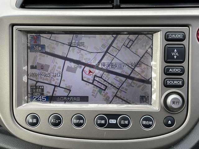 ホンダ フィット ハイブリット ナビ プレミアムセレクション 山口県 2010(平22)年 9.2万km プレミアムホワイトパール 純正ナビ/DVD/CD/MSV/ワンセグTV/バックカメラ/純正HIDヘッドライト/オートライト/純正１５インチアルミホイール/革巻きステアリング/ステアリングスイッチ/パドルシフト/クルーズコントロール/前席シートヒーター/横滑り防止/スマートキー/ビルトインETC/純正フロアマット/純正ドアバイザー/電動格納ウインカードアミラー