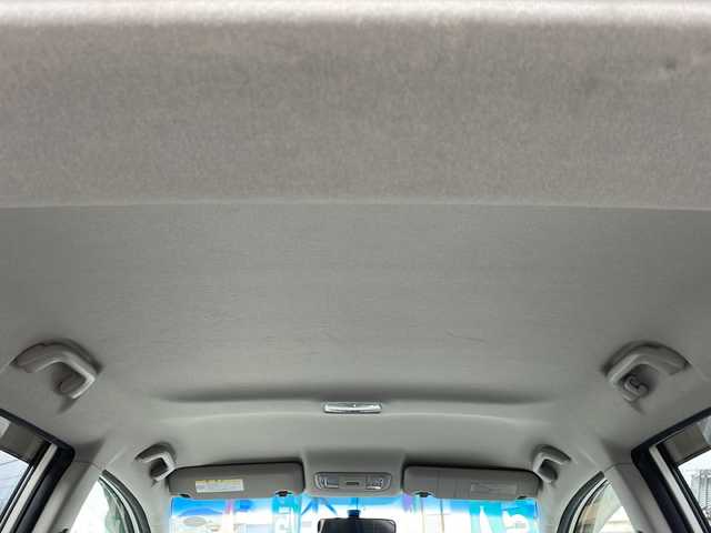 ホンダ フィット ハイブリット ナビ プレミアムセレクション 山口県 2010(平22)年 9.2万km プレミアムホワイトパール 純正ナビ/DVD/CD/MSV/ワンセグTV/バックカメラ/純正HIDヘッドライト/オートライト/純正１５インチアルミホイール/革巻きステアリング/ステアリングスイッチ/パドルシフト/クルーズコントロール/前席シートヒーター/横滑り防止/スマートキー/ビルトインETC/純正フロアマット/純正ドアバイザー/電動格納ウインカードアミラー