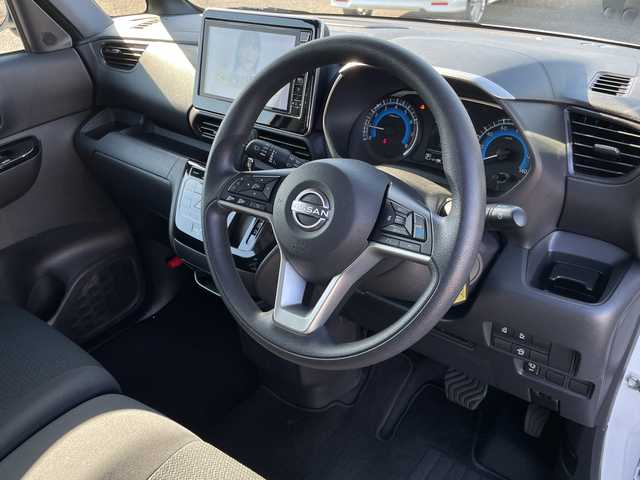 日産 ルークス HWS X プロパイロットED 千葉県 2024(令6)年 0.9万km ホワイトパール 純正9インチナビ/全周囲カメラ/デジタルインナーミラー/パーキングアシスト/衝突被害軽減システム/バックカメラ/クルーズコントロール/両側パワースライドドア/横滑り防止装置/ETC/アイドリングストップ/LEDヘッドライト/フォグランプ/オートライト/ウィンカーミラー/電動格納ミラー/純正14インチAW/シートリフター/プッシュスタート/スマートキー/フロアマット/スペアキー/取扱説明書/保証書