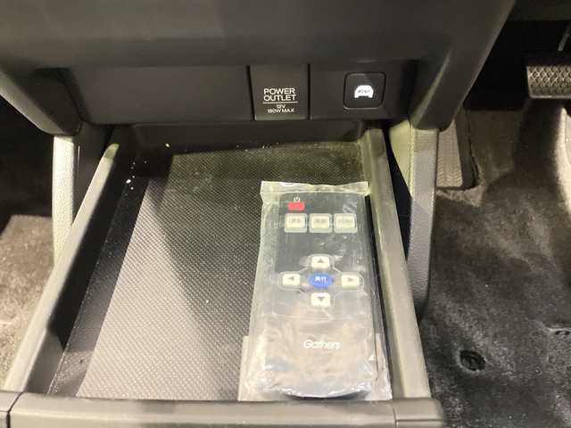 ホンダ オデッセイ ハイブリッド 福島県 2016(平28)年 15.1万km ホワイトオーキッドパール ワンオーナー車/純正SDナビ/〇フルセグTV/〇Bt/〇FM＆AM/〇SD/〇DISC（CD＆DVD）/〇リアモニタHDMI/バックカメラ/純正ETC/オートライト/ステアリングボタン/追従クルーズコントロール/純正フリップダウンモニター/リモコン/パワーシート（D席）/シートヒーター（D＋N席）/両面パワースライドドア/社外夏タイヤ4本積載（225/40R19）