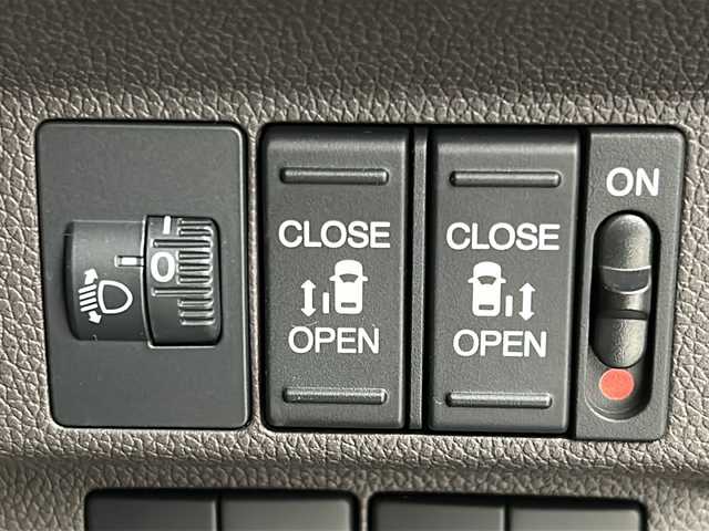 ホンダ フリード G ホンダセンシング 宮城県 2019(平31)年 3.5万km コバルトブルーパール 禁煙車/ホンダセンシング/・衝突軽減ブレーキ/・レーンキープアシスト/・アダプティブクルーズコントロール/両側パワースライドドア/純正SDナビ/・CD.DVD.SD.BT/フルセグTV/バックカメラ/ドライブレコーダー（Fのみ）/ビルトインETC/ステアリングスイッチ/プッシュスタート/スマートキー2個/ECONスイッチ/横滑り防止装置/純正ホイールキャップ/純正フロアマット/純正ドアバイザー/ロールサンシェード