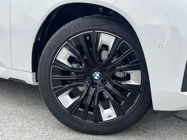 ＢＭＷ ＢＭＷ Ｘ３ 20d xDrive Mスポーツ 東京都 2024(令6)年 0.5万km アルピンホワイトⅢ 純正ナビ/DTV/360°カメラ/ハーマンカードンスピーカー/ハーフレザーシート/シートベンチレーション/シートヒーター/パワーシート/オートテールゲート/ETC/スペアキー1本/保証書/取説