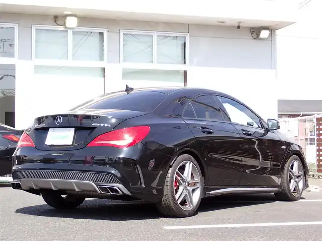 メルセデス・ベンツ ＣＬＡ４５ 4マチック 千葉県 2014(平26)年 8.7万km 黒 AMGブレーキキャリパー/AMG18インチAW/AMGパフォーマンスエクゾースト/黒革シート/前席パワーシート/シートヒーター/Bluetooth/ETC車載器/バックカメラ/ドライブレコーダー/レーダー探知機/AMGフロアマット/ガラスルーフ/ウィンカーミラー/クルーズコントロール/ステアリングスイッチ/取扱説明書/保証書