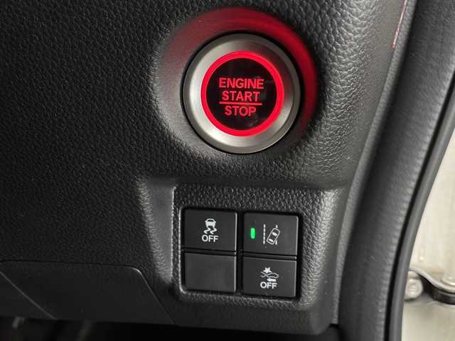 ホンダ Ｎ ＢＯＸ カスタム G L ホンダセンシング 宮崎県 2018(平30)年 2.7万km プレミアムホワイトパールⅡ 2トーン塗装/Honda SENSING/〇衝突軽減ブレーキ〈CMBS〉/〇誤発進抑制機能/〇後方誤発進抑制機能/〇歩行者事故低減ステアリング/〇路外逸脱抑制機能/〇ACC〈アダプティブ・クルーズ・コントロール〉/〇LKAS〈車線維持支援システム〉/〇オートハイビーム/〇先行車発進お知らせ機能/〇標識認識機能/社外7インチSDナビ/フルセグTV/CD/DVD/Bluetooth/バックカメラ/片側パワースライドドア/ビルトインETC/LEDヘッドライト/純正14インチAW