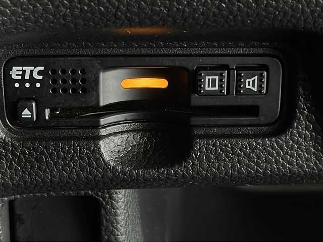ホンダ Ｎ ＢＯＸ カスタム G L ホンダセンシング 宮崎県 2018(平30)年 2.7万km プレミアムホワイトパールⅡ 2トーン塗装/Honda SENSING/〇衝突軽減ブレーキ〈CMBS〉/〇誤発進抑制機能/〇後方誤発進抑制機能/〇歩行者事故低減ステアリング/〇路外逸脱抑制機能/〇ACC〈アダプティブ・クルーズ・コントロール〉/〇LKAS〈車線維持支援システム〉/〇オートハイビーム/〇先行車発進お知らせ機能/〇標識認識機能/社外7インチSDナビ/フルセグTV/CD/DVD/Bluetooth/バックカメラ/片側パワースライドドア/ビルトインETC/LEDヘッドライト/純正14インチAW