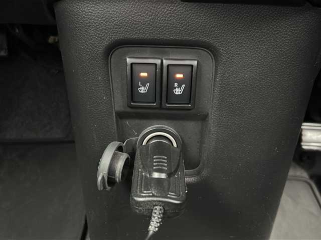 スズキ ワゴンＲ スティングレー HYBRID X 山形県 2017(平29)年 11万km ブレイブカーキP ４WD/社外ナビKENWOOD/（AM/FM/CD/DVD/フルセグ/Bluetooth）/ステアリングスイッチ/クルーズコントロール/オートマチックハイビーム/レーンキープアシスト/電動格納ミラー/前席シートヒーター/ETC/横滑り防止装置/フォグランプ/ドアバイザー/社外14インチAWスタッドレスタイヤ車載（6mm）
