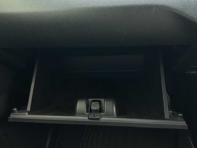 スズキ ワゴンＲ スティングレー HYBRID X 山形県 2017(平29)年 11万km ブレイブカーキP ４WD/社外ナビKENWOOD/（AM/FM/CD/DVD/フルセグ/Bluetooth）/ステアリングスイッチ/クルーズコントロール/オートマチックハイビーム/レーンキープアシスト/電動格納ミラー/前席シートヒーター/ETC/横滑り防止装置/フォグランプ/ドアバイザー/社外14インチAWスタッドレスタイヤ車載（6mm）