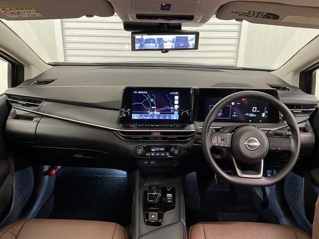 日産 ノート X 熊本県 2023(令5)年 5万km ダークメタルグレー ・ワンオーナー/・純正ナビ/-BT/フルセグ/USB/HDMI/FM/AM/・アラウンドビューモニター/・助手席回転シート/・デジタルインナーミラー/・ワイヤレス充電器/・ブラインドスポットモニター/・電動パーキングブレーキ/・ブレーキホールド/・衝突軽減ブレーキ/・コーナーセンサー/・標識検知/・ETC2.0/・LEDヘッドライト