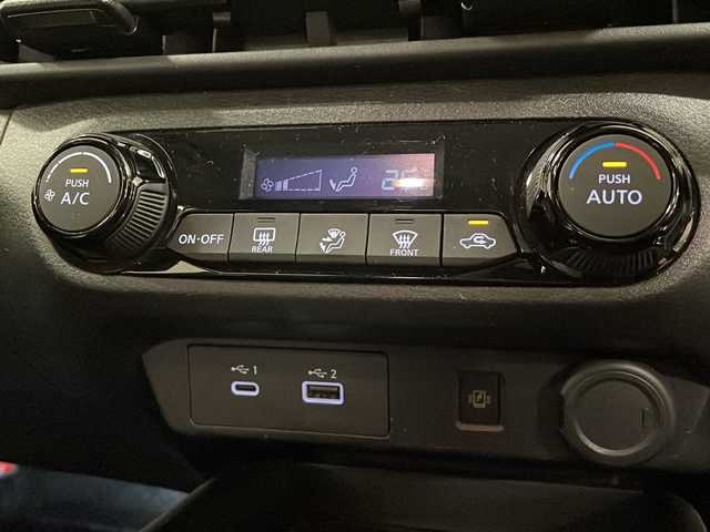 日産 ノート X 熊本県 2023(令5)年 5万km ダークメタルグレー ・ワンオーナー/・純正ナビ/-BT/フルセグ/USB/HDMI/FM/AM/・アラウンドビューモニター/・助手席回転シート/・デジタルインナーミラー/・ワイヤレス充電器/・ブラインドスポットモニター/・電動パーキングブレーキ/・ブレーキホールド/・衝突軽減ブレーキ/・コーナーセンサー/・標識検知/・ETC2.0/・LEDヘッドライト