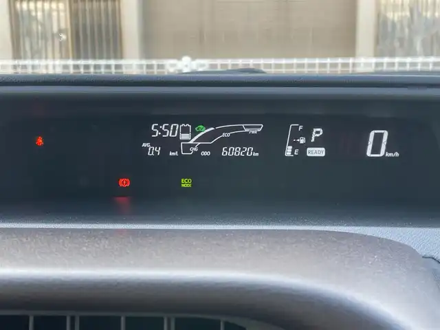 トヨタ アクア G 山口県 2015(平27)年 6.1万km ライムホワイトパールクリスタルシャイン クルーズコントロール/SDナビ フルセグTV CD DVD BT/バックカメラ/ドラレコ/ETC/スマートキー/社外アルミホイール/シートヒーター/オートライト/横滑り防止/ステアリングリモコン/アームレスト付きセンターコンソール/禁煙車