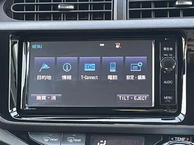 トヨタ アクア G 山口県 2015(平27)年 6.1万km ライムホワイトパールクリスタルシャイン クルーズコントロール/SDナビ フルセグTV CD DVD BT/バックカメラ/ドラレコ/ETC/スマートキー/社外アルミホイール/シートヒーター/オートライト/横滑り防止/ステアリングリモコン/アームレスト付きセンターコンソール/禁煙車