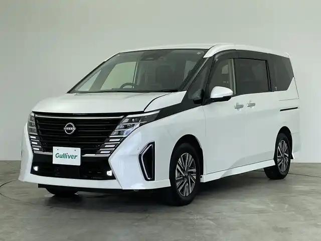 日産 セレナ e－パワー ハイウェイスター V 群馬県 2023(令5)年 1万km プリズムホワイト 純正１２．３型ナビ　アラウンドビューモニター　プロパイロット　両側パワースライドドア　デジタルインナーミラー　ＡＨＢ　純正１６インチＡＷ　コーナーセンサー　ステアリングリモコン　ＥＴＣ　禁煙車