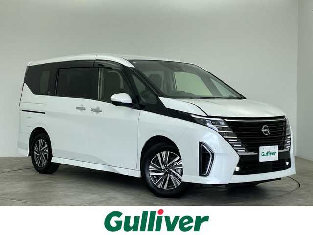 日産 セレナ e－パワー ハイウェイスター V 群馬県 2023(令5)年 1万km プリズムホワイト 純正１２．３型ナビ　アラウンドビューモニター　プロパイロット　両側パワースライドドア　デジタルインナーミラー　ＡＨＢ　純正１６インチＡＷ　コーナーセンサー　ステアリングリモコン　ＥＴＣ　禁煙車