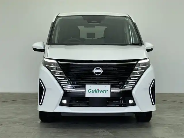 日産 セレナ e－パワー ハイウェイスター V 群馬県 2023(令5)年 1万km プリズムホワイト 純正１２．３型ナビ　アラウンドビューモニター　プロパイロット　両側パワースライドドア　デジタルインナーミラー　ＡＨＢ　純正１６インチＡＷ　コーナーセンサー　ステアリングリモコン　ＥＴＣ　禁煙車