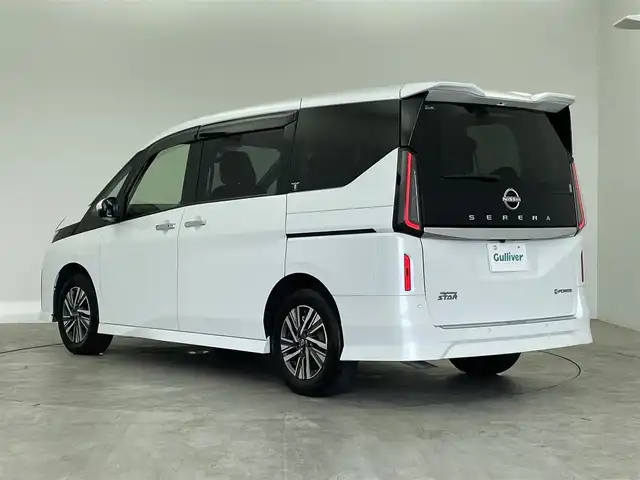 日産 セレナ e－パワー ハイウェイスター V 群馬県 2023(令5)年 1万km プリズムホワイト 純正１２．３型ナビ　アラウンドビューモニター　プロパイロット　両側パワースライドドア　デジタルインナーミラー　ＡＨＢ　純正１６インチＡＷ　コーナーセンサー　ステアリングリモコン　ＥＴＣ　禁煙車