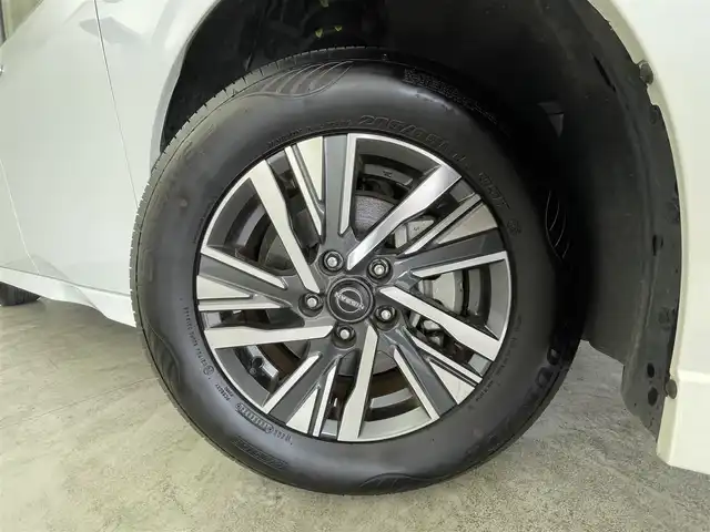 日産 セレナ e－パワー ハイウェイスター V 群馬県 2023(令5)年 1万km プリズムホワイト 純正１２．３型ナビ　アラウンドビューモニター　プロパイロット　両側パワースライドドア　デジタルインナーミラー　ＡＨＢ　純正１６インチＡＷ　コーナーセンサー　ステアリングリモコン　ＥＴＣ　禁煙車