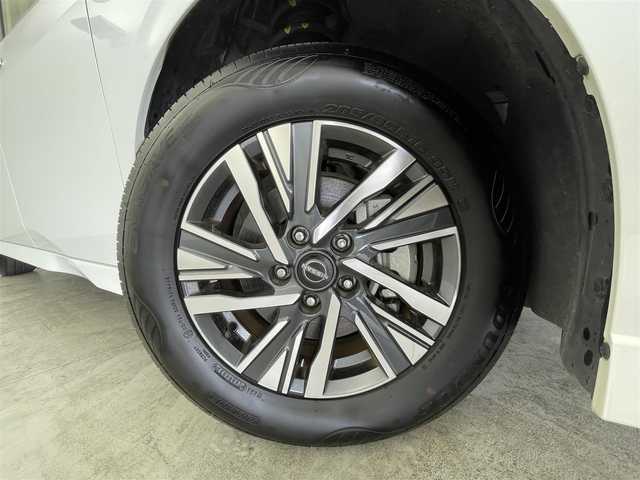 日産 セレナ e－パワー ハイウェイスター V 群馬県 2023(令5)年 1万km プリズムホワイト 純正１２．３型ナビ　アラウンドビューモニター　プロパイロット　両側パワースライドドア　デジタルインナーミラー　ＡＨＢ　純正１６インチＡＷ　コーナーセンサー　ステアリングリモコン　ＥＴＣ　禁煙車
