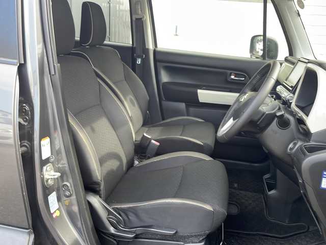 スズキ クロスビー HYBRID MZ 福島県 2018(平30)年 4.6万km ミネラルグレーM 純正ナビ（TV/AM/FM/CD/DVD/Bluetooth）　全方位C　ETC　クルーズコントロール　アイドリングストップ　衝突被害軽減ブレーキ　レーンキープアシスト　コーナーセンサー　ダウンヒルアシストコントロール　電動格納ミラー　フォグランプ　オートライト　純正16incAW　 ドアバイザー　パドルシフト　ステアリングスイッチ　スマートキー　スペアキー 　エンジンスターター　プッシュスタート　ミラーヒーター　革巻きハンドル　純正フロアマット　グリップコントール　SNOWモード　SPORTモード　ISOFIX　シートヒーター　後席テーブル
