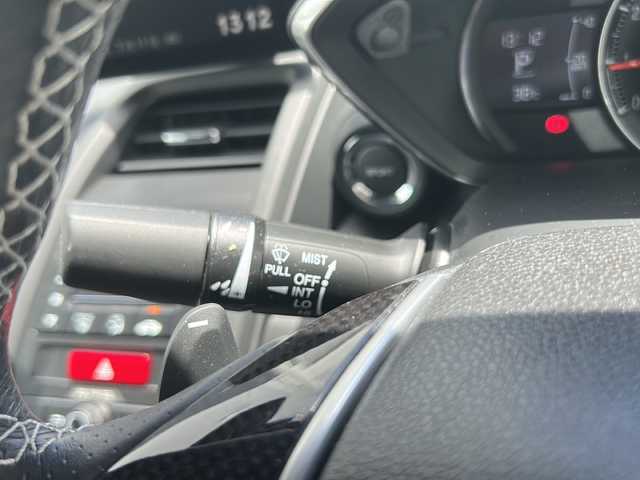 ホンダ Ｓ６６０ α 佐賀県 2016(平28)年 1.3万km 白 バックカメラ/衝突軽減システム/ETC/プッシュスタート/クルーズコントロール/アイドリングストップ/ウィンカーミラー/スマートキー/ＣＴＢＡ/ＳＰＯＲＴ/ステアリングスイッチ/パドルシフト/オートライト/オートエアコン/社外フロアマット/盗難防止装置/横滑り防止装置/過給機ターボ