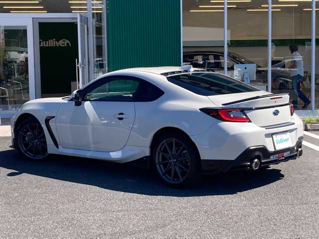 スバル ＢＲＺ S 愛媛県 2021(令3)年 4.4万km クリスタルホワイトP 純正OPカロッツェリア9インチナビ/・CD/DVD/フルセグTV /・MSV/Bluetooth/バックカメラ/STi/F/S/R スポイラー/トランクスポイラー/ルーフスポイラー/クルーズコントロール/前方ドライブレコーダー/ETC/ハーフレザーシート/・シートヒーター /ヒルスタートアシスト/スバルリヤビークルディテクション/ステアリング連動ヘッドランプ/デュアルAAC/LEDオートライト
