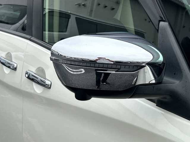日産 セレナ e－パワー ハイウェイスター V 千葉県 2020(令2)年 4.9万km ブリリアントホワイトパール ＩＭＰＵＬエアロ　１０型ナビ　全方位カメラ　フリップダウンモニター プロパイロット フルセグ BT ETC ドラレコ 両側パワースライド ハンズフリーオートスライド パーキングアシスト HDMI