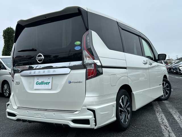 日産 セレナ e－パワー ハイウェイスター V 千葉県 2020(令2)年 4.9万km ブリリアントホワイトパール ＩＭＰＵＬエアロ　１０型ナビ　全方位カメラ　フリップダウンモニター プロパイロット フルセグ BT ETC ドラレコ 両側パワースライド ハンズフリーオートスライド パーキングアシスト HDMI