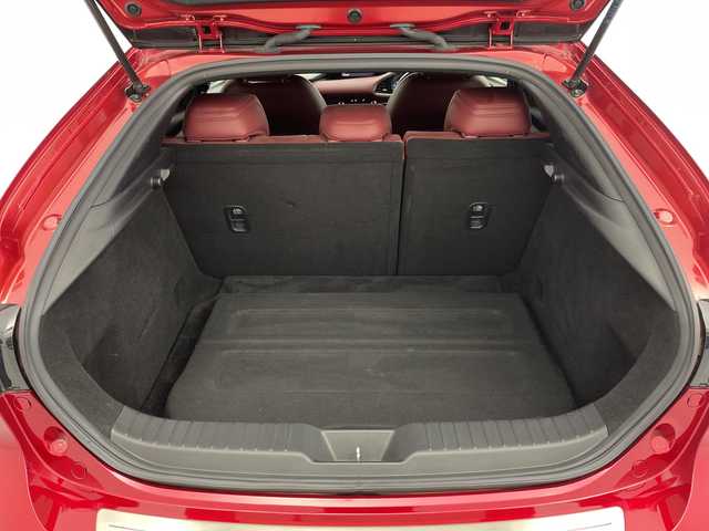 マツダ マツダ３ファストバック 20S バーガンディセレクション 愛知県 2020(令2)年 4.6万km ソウルレッドクリスタルM i-stop/社外サスペンション/社外柿本マフラー/純正ナビ/全方位モニター/フルセグ/赤革シート/シートヒーター/ステアリングヒーター/クルーズコントロール/BOSEサウンドシステム/・HUD/・BSM/ビルトインETC/保証書/取扱説明書