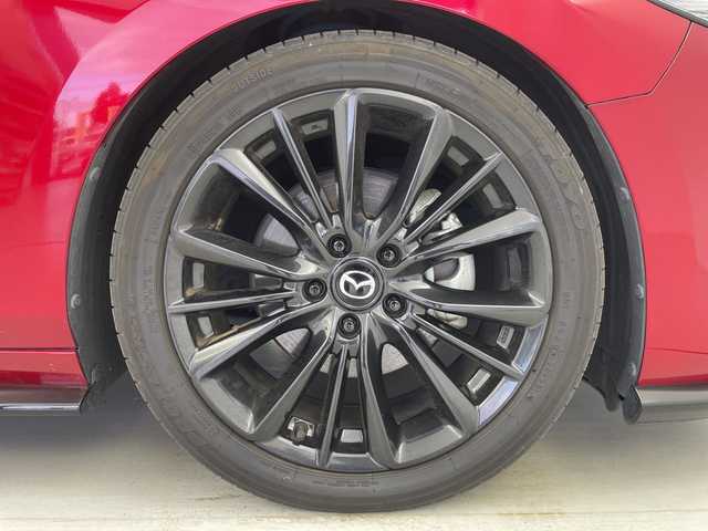 マツダ マツダ３ファストバック 20S バーガンディセレクション 愛知県 2020(令2)年 4.6万km ソウルレッドクリスタルM i-stop/社外サスペンション/社外柿本マフラー/純正ナビ/全方位モニター/フルセグ/赤革シート/シートヒーター/ステアリングヒーター/クルーズコントロール/BOSEサウンドシステム/・HUD/・BSM/ビルトインETC/保証書/取扱説明書