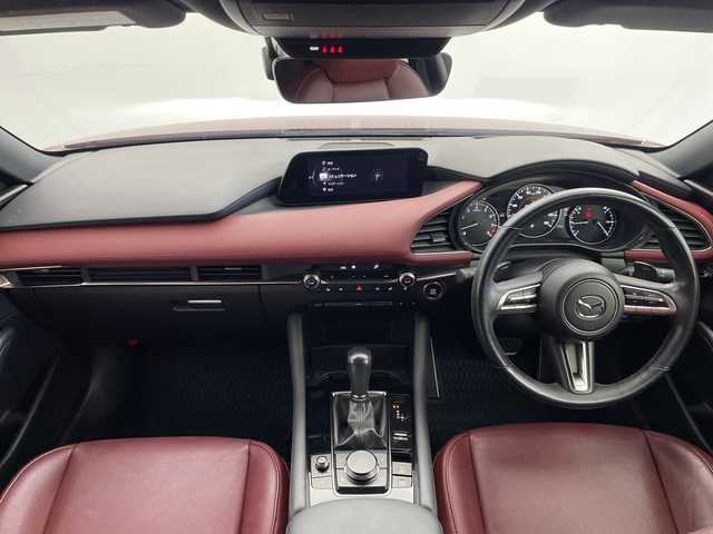 マツダ マツダ３ファストバック 20S バーガンディセレクション 愛知県 2020(令2)年 4.6万km ソウルレッドクリスタルM i-stop/社外サスペンション/社外柿本マフラー/純正ナビ/全方位モニター/フルセグ/赤革シート/シートヒーター/ステアリングヒーター/クルーズコントロール/BOSEサウンドシステム/・HUD/・BSM/ビルトインETC/保証書/取扱説明書