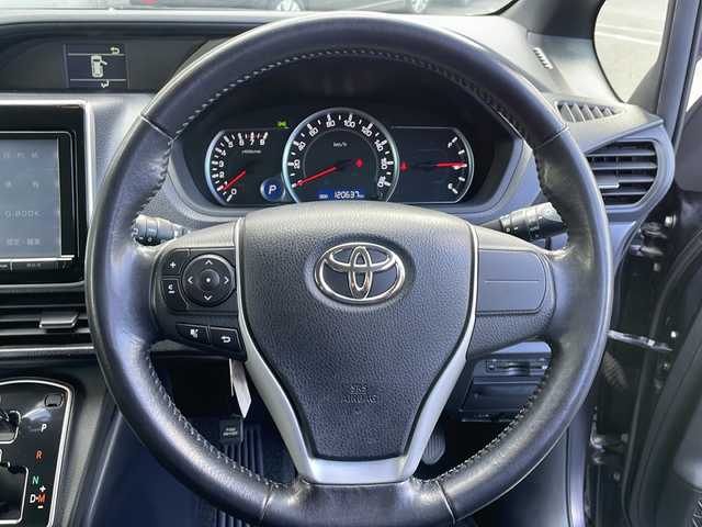 トヨタ ノア Si 長野県 2014(平26)年 12.1万km ダークバイオレットマイカメタリック (株)IDOMが運営する【じしゃロン長野店】の自社ローン専用車両になりますこちらは現金またはオートローンご利用時の価格です。自社ローンご希望の方は別途その旨お申付け下さい/純正ナビ　/バックカメラ　/ＥＴＣ　/ステアリングスイッチ　/両側パワースライドドア　/フリップダウンモニター　/前後ドライブレコーダー　/純正１６インチアルミホイール